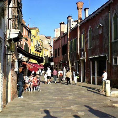 A Venetian